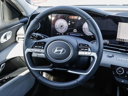 New 2026 Hyundai Elantra Limited FWD image 16