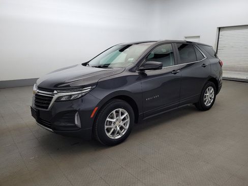 Used 2022 Chevrolet Equinox LT image 2