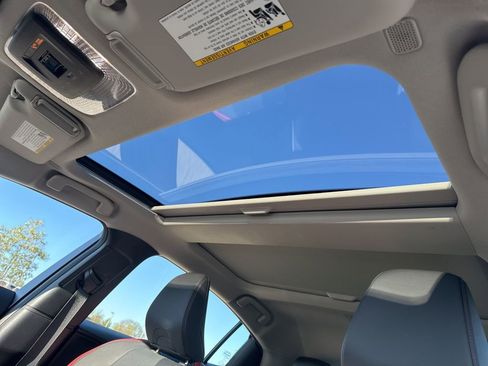 Used 2023 Toyota Prius Prime Premium w/ Advanced Technology Package image 9