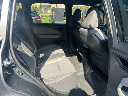Certified 2025 Subaru Forester Premium image 30