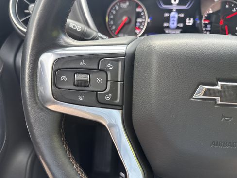 Used 2019 Chevrolet Blazer Premier w/ Sun and Wheels Package AWD/4WD image 28
