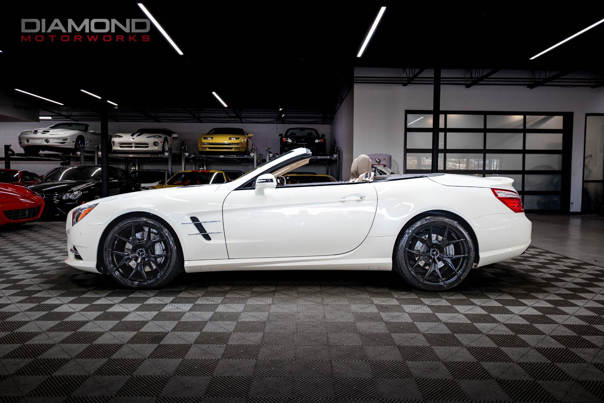 Used 2014 Mercedes-Benz SL 550 image 14