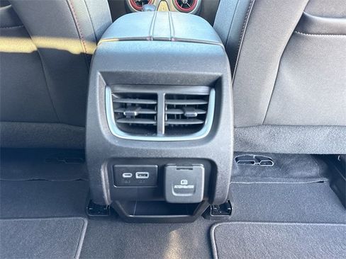 Used 2022 Chevrolet Blazer RS w/ Enhanced Convenience Package image 24