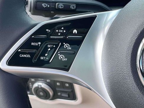New 2026 Mercedes-Benz GLB 250 4MATIC image 33