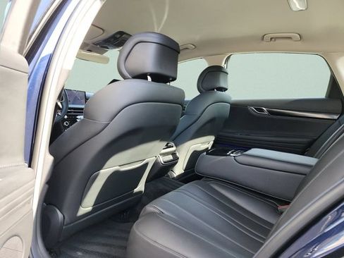 Used 2025 Genesis G80 2.5T AWD/4WD image 19