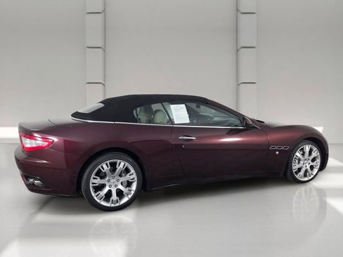 Used 2011 Maserati GranTurismo Convertible RWD image 5