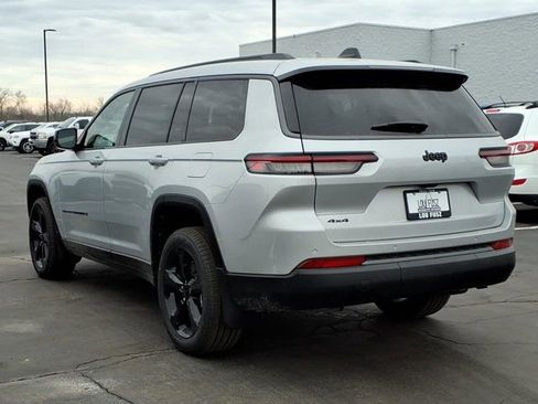 New 2026 Jeep Grand Cherokee L Limited w/ Limited Altitude Package image 4