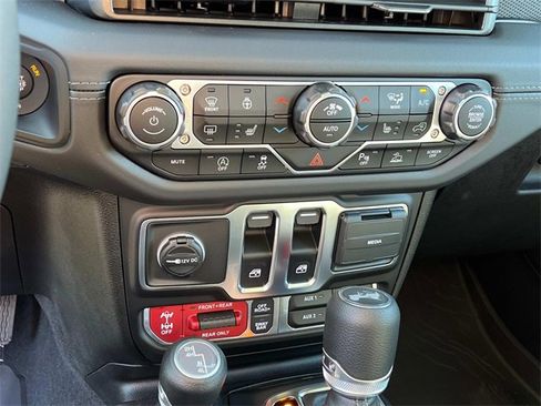 New 2025 Jeep Wrangler Rubicon w/ Safety Group image 23