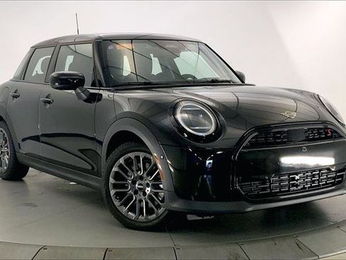 Used 2025 MINI Cooper S image 1