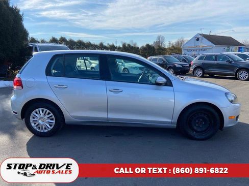 Used 2013 Volkswagen Golf 4-Door image 5