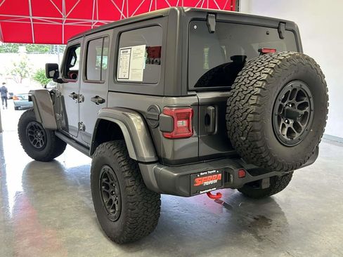 Used 2023 Jeep Wrangler Unlimited Rubicon w/ Xtreme 35 Tire Package AWD/4WD image 5