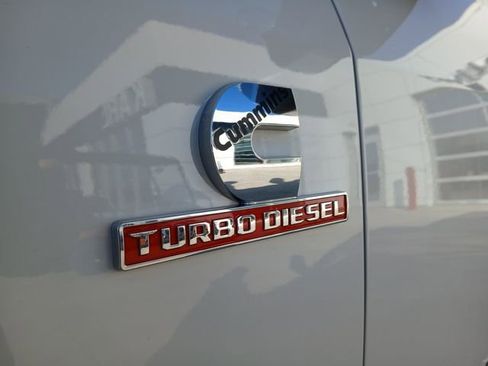 Used 2024 RAM 3500 Limited w/ Safety Group image 37