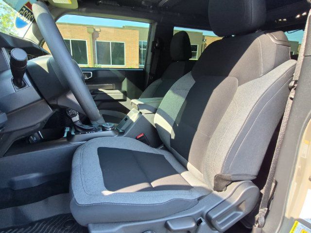 Used 2025 Ford Bronco 2-Door AWD/4WD image 27