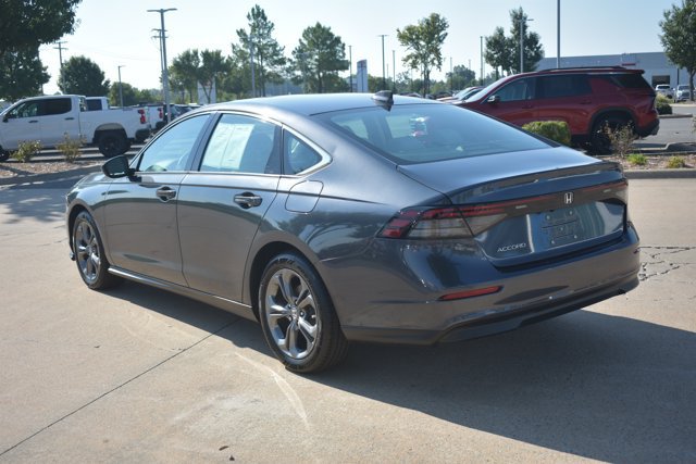 Used 2023 Honda Accord EX image 8