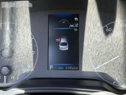 Used 2024 Toyota Corolla LE FWD image 20