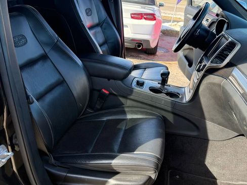 Used 2015 Jeep Grand Cherokee Overland image 24