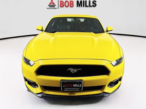 Used 2017 Ford Mustang Premium image 2