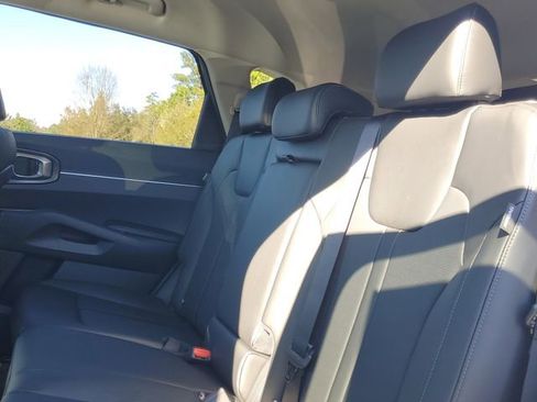 New 2026 Kia Sorento EX FWD image 9