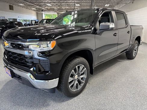 New 2026 Chevrolet Silverado 1500 LT AWD/4WD image 3