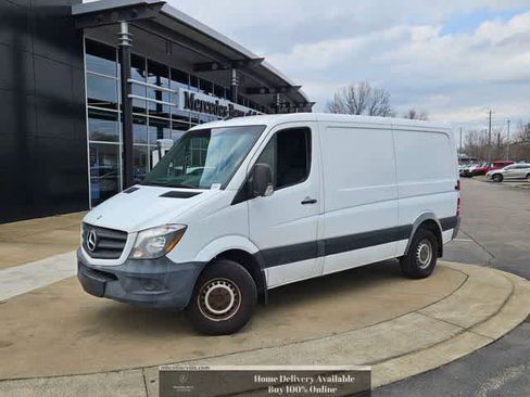 Used 2015 Mercedes-Benz Sprinter 2500 image 1