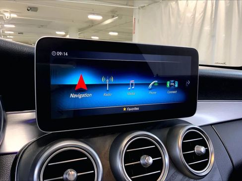 Used 2019 Mercedes-Benz C 300 Coupe image 34