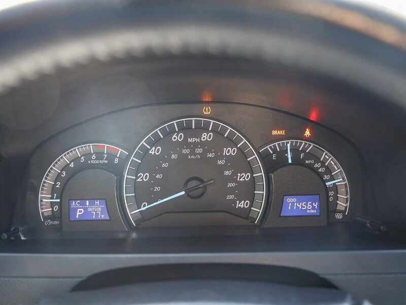 Used 2014 Toyota Camry SE FWD image 26