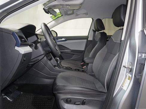 Used 2023 Volkswagen Taos SE FWD image 10
