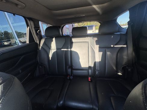 Used 2023 Hyundai Santa Fe Limited image 10