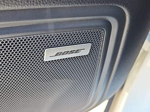 Certified 2026 Porsche Macan AWD/4WD image 23