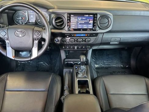 Certified 2023 Toyota Tacoma TRD Off-Road w/ TRD Premium Off Road Package AWD/4WD image 19