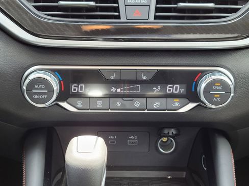 New 2025 Nissan Altima 2.5 SR w/ SR Premium Package image 21