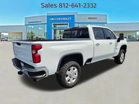 Used 2021 Chevrolet Silverado 2500 LTZ w/ LTZ Plus Package AWD/4WD image 7