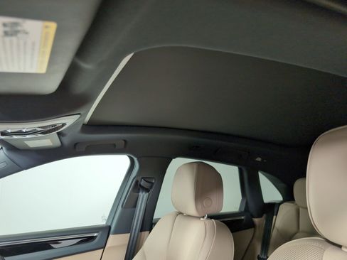 Used 2025 Porsche Macan image 19