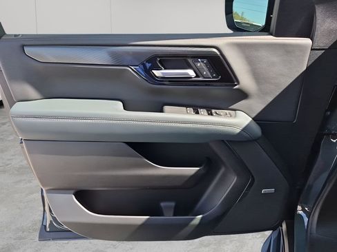 New 2026 GMC Yukon XL AT4 w/ AT4 Preferred Package image 26