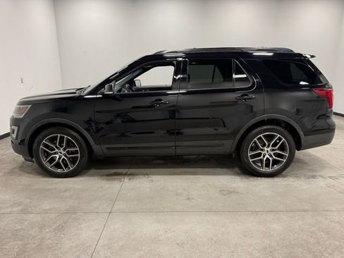 Certified 2017 Ford Explorer Sport w/ Equipment Group 401A AWD/4WD image 8