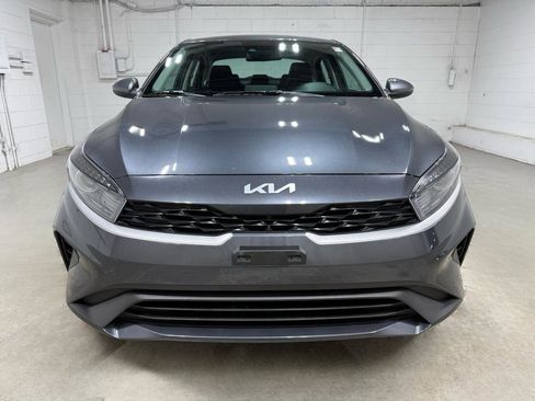 Used 2024 Kia Forte LXS FWD image 2