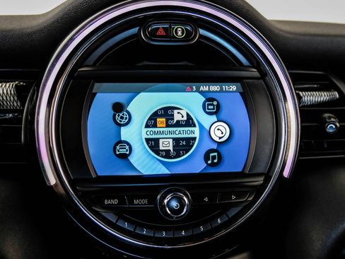 Used 2019 MINI Cooper S image 27