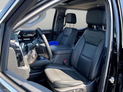 Used 2024 GMC Sierra 1500 Denali w/ Denali Reserve Package AWD/4WD image 7