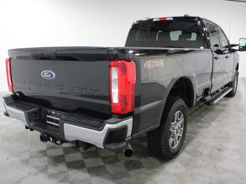 Used 2025 Ford F250 XLT AWD/4WD image 27