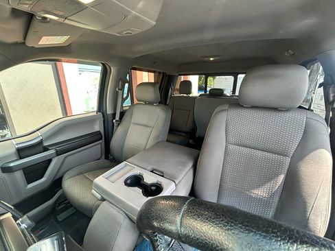 Used 2015 Ford F150 XLT w/ Equipment Group 302A Luxury AWD/4WD image 9