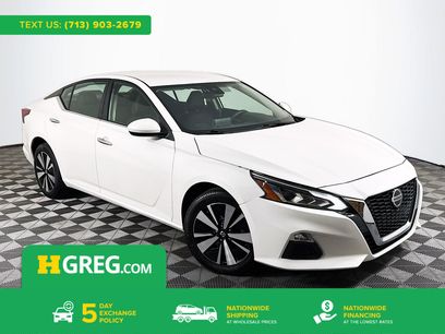 Used 2022 Nissan Altima 2.5 SV