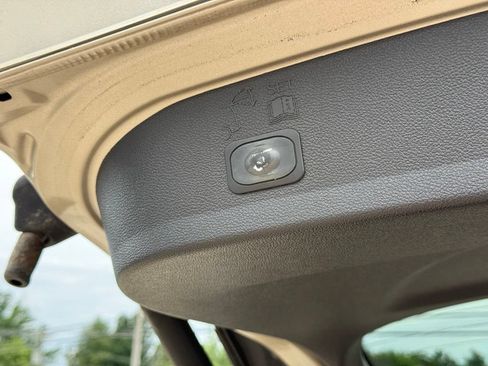 Used 2018 Ford Escape SEL FWD image 27