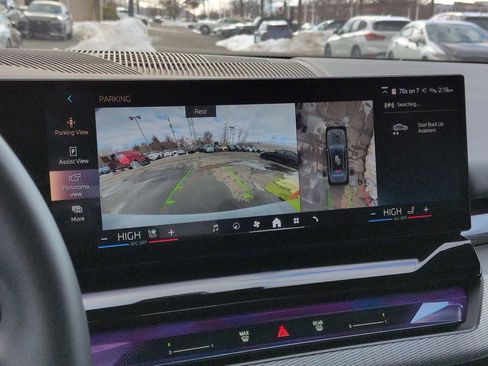 Used 2025 BMW i5 xDrive40 w/ M Sport Package image 32