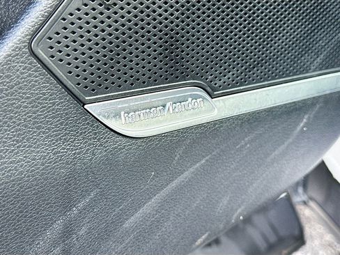 Certified 2023 Kia Sportage SX image 19