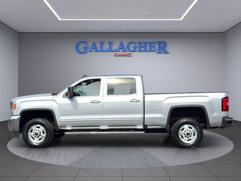 Used 2017 GMC Sierra 2500 SLE w/ HD SLE Preferred Plus Package image 9