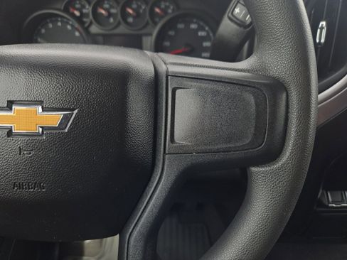 Used 2022 Chevrolet Silverado 1500 Custom RWD image 16