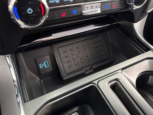 Used 2023 Ford F150 Lariat w/ Trailer Tow Package image 29