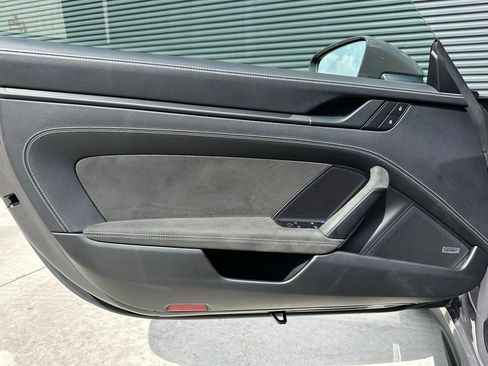 Used 2022 Porsche 911 GT3 image 18