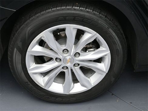 Used 2024 Chevrolet Malibu LT image 5