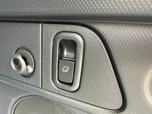 Used 2026 Subaru Forester Limited image 26